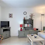 Lägenhet Appt Climatise Avec Piscine, 6 Couchages, Proche Plage, 2 Terrasses, Parking - - Fr-1-251-551