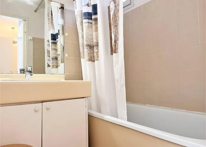 Appartamento Appt Climatisé Avec Piscine, 6 Couchages, Proche Plage, 2 Terrasses, Parking – - Fr-1-251-551 Le Lavandou