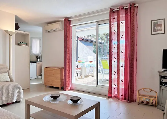 Appt Climatise Avec Piscine, 6 Couchages, Proche Plage, 2 Terrasses, Parking - - Fr-1-251-551 Lägenhet *